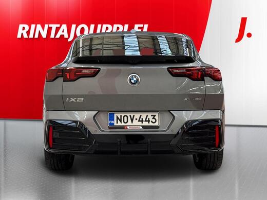 BMW iX2 vaihtoauto