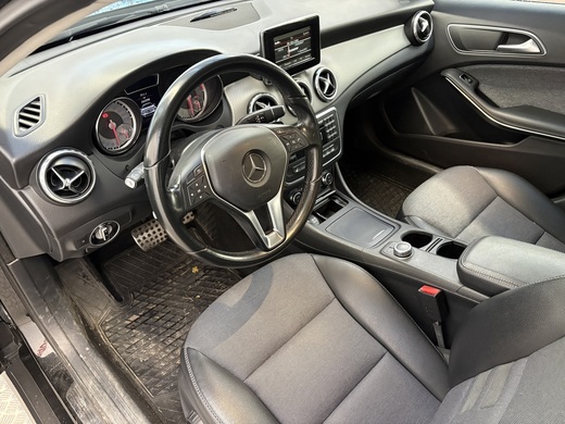 Mercedes-Benz GLA vaihtoauto