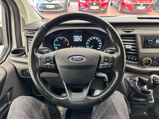 Ford Transit Custom vaihtoauto