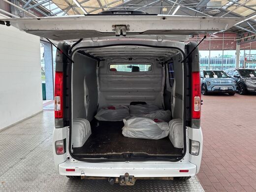 Nissan Primastar vaihtoauto