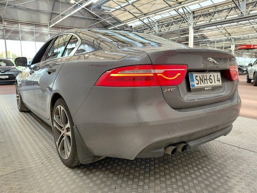 Jaguar XE vaihtoauto
