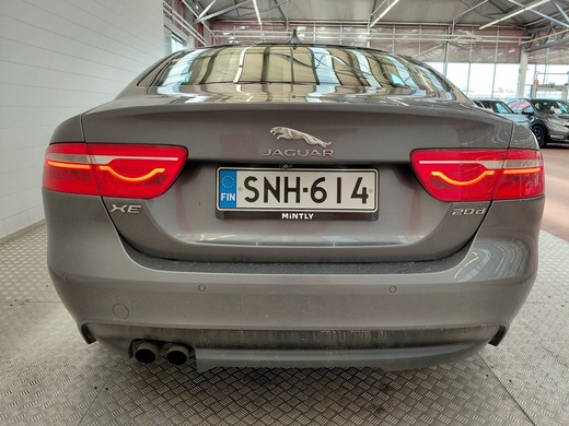 Jaguar XE vaihtoauto