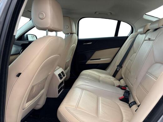 Jaguar XE vaihtoauto