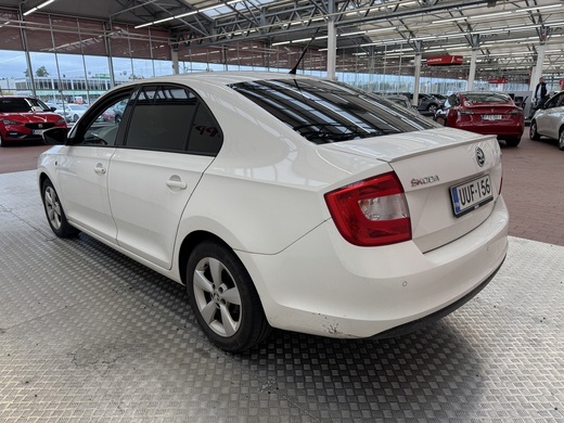 Skoda Rapid vaihtoauto