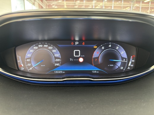Peugeot 5008 vaihtoauto