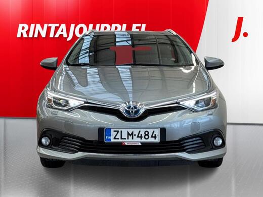 Toyota Auris vaihtoauto