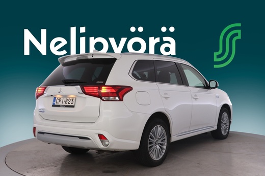 Mitsubishi Outlander PHEV vaihtoauto