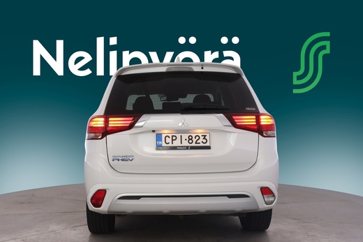 Mitsubishi Outlander PHEV vaihtoauto