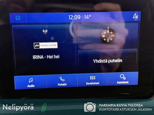 Ford Grand Tourneo Connect vaihtoauto