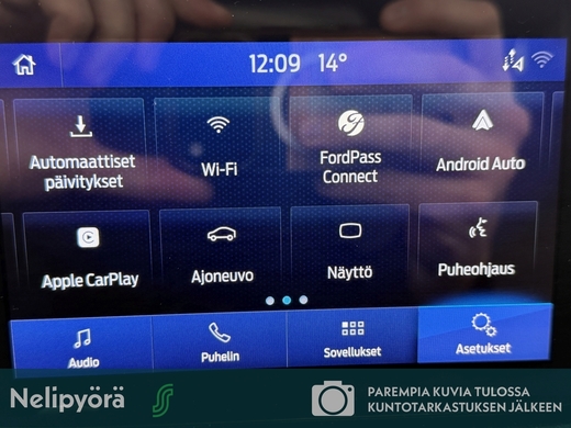 Ford Grand Tourneo Connect vaihtoauto