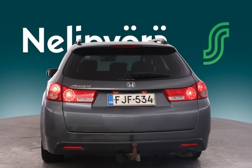 Honda Accord vaihtoauto