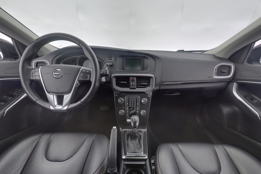 Volvo V40 Cross Country vaihtoauto