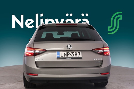 Skoda Superb vaihtoauto