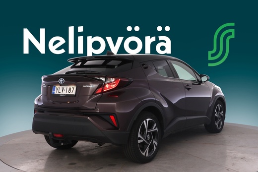 Toyota C-HR vaihtoauto