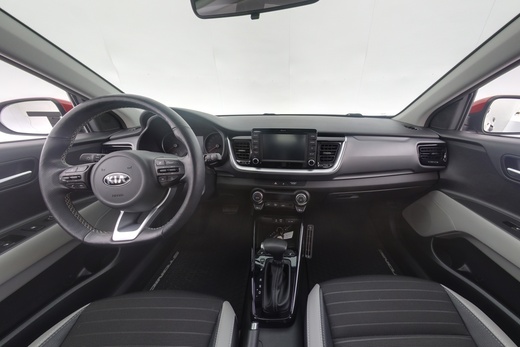 Kia Stonic vaihtoauto