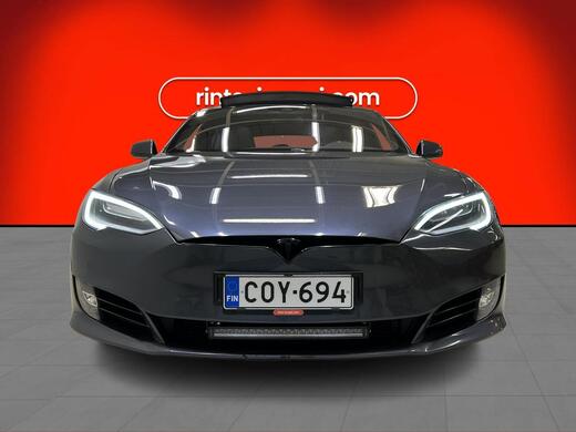 Tesla Model S vaihtoauto