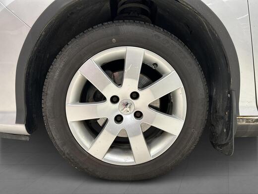 Peugeot 308 vaihtoauto