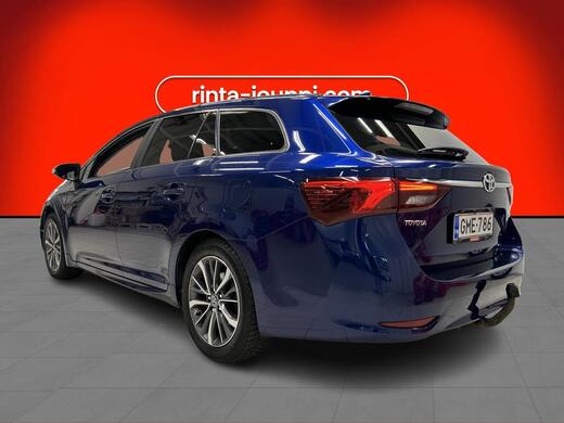 Toyota Avensis vaihtoauto