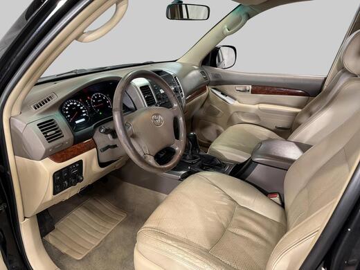 Toyota Land Cruiser vaihtoauto