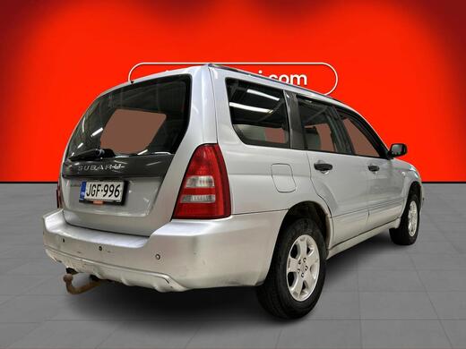 Subaru Forester vaihtoauto