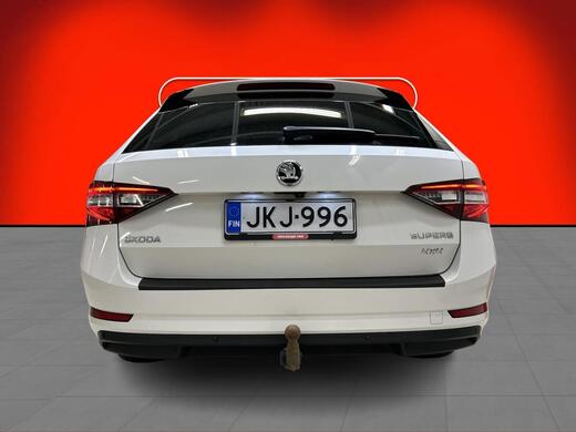 Skoda Superb vaihtoauto