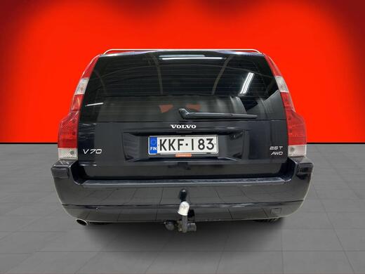 Volvo V70 vaihtoauto