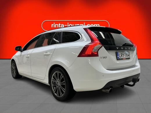 Volvo V60 vaihtoauto