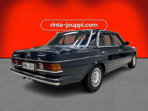 Mercedes-Benz 230 vaihtoauto