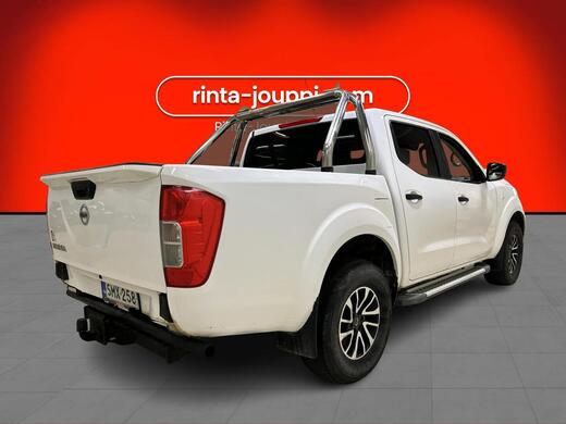 Nissan Navara vaihtoauto