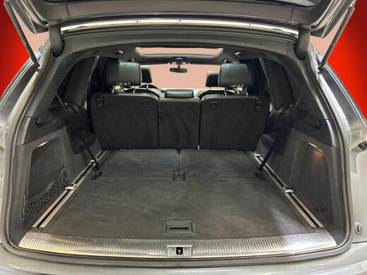 Audi Q7 vaihtoauto