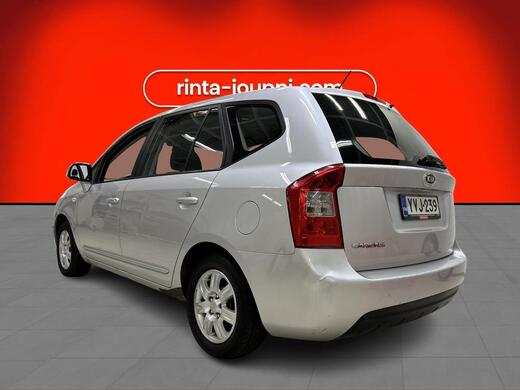 Kia Carens vaihtoauto