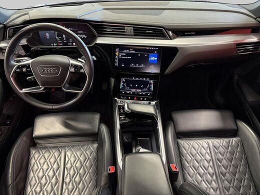 Audi e-tron vaihtoauto