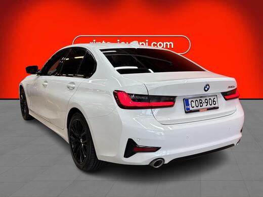 BMW 330 vaihtoauto