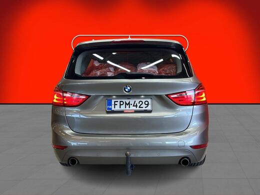 BMW 220 vaihtoauto