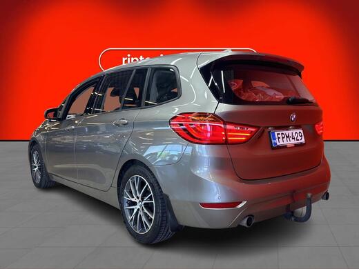 BMW 220 vaihtoauto