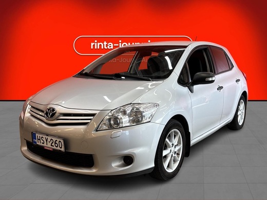 Toyota Auris vaihtoauto