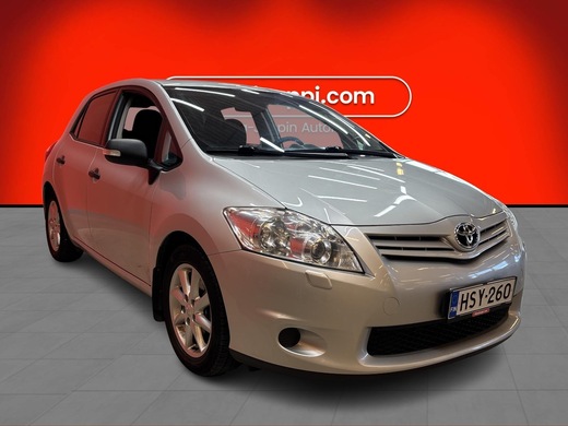 Toyota Auris vaihtoauto