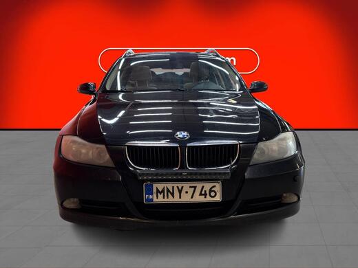BMW 320 vaihtoauto