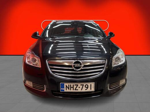 Opel Insignia vaihtoauto