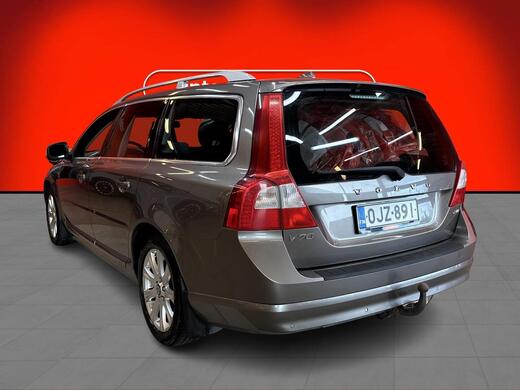 Volvo V70 vaihtoauto