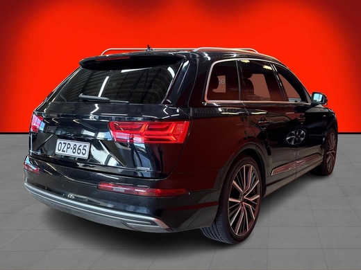 Audi Q7 vaihtoauto