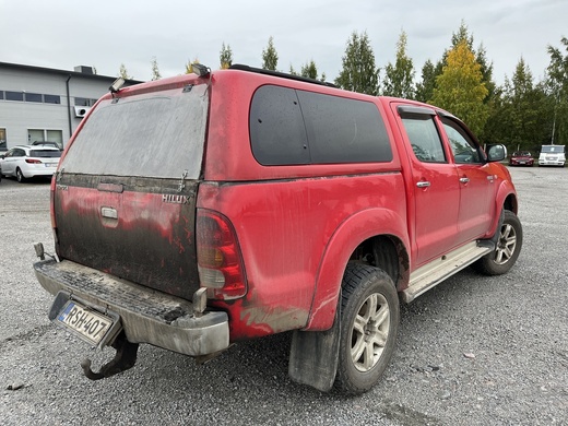 Toyota Hilux vaihtoauto