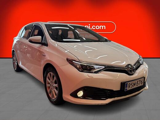 Toyota Auris vaihtoauto