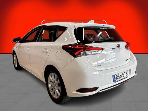 Toyota Auris vaihtoauto
