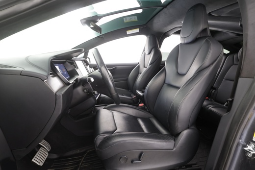 Tesla Model X vaihtoauto