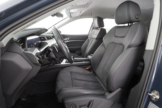 Audi Q8 e-tron vaihtoauto