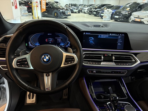 BMW X5 vaihtoauto