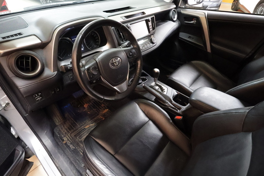 Toyota RAV4 vaihtoauto