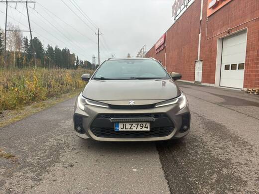 Suzuki Swace vaihtoauto