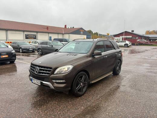 Mercedes-Benz ML vaihtoauto